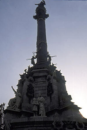 Monument_Colon